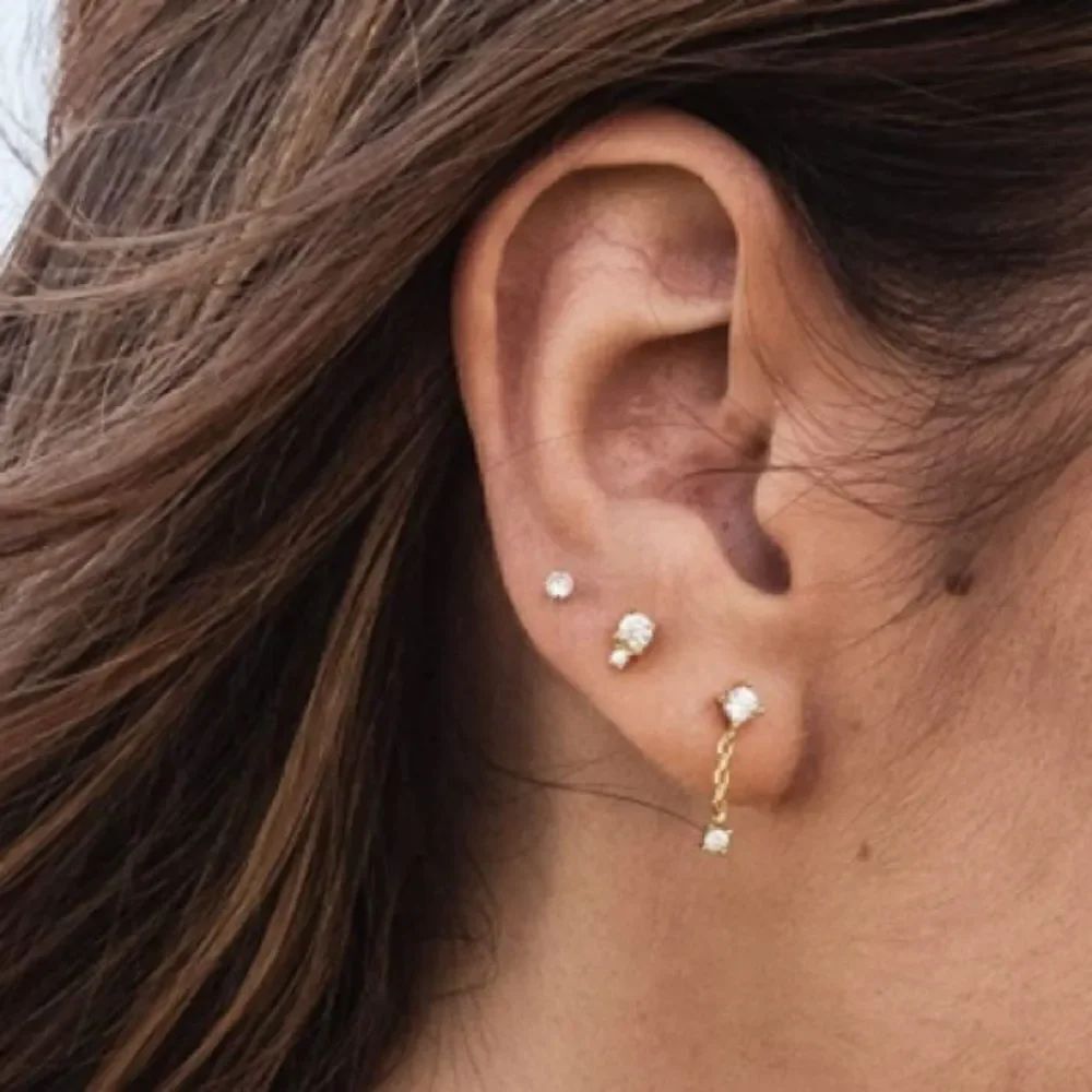 Asymmetrical earrings